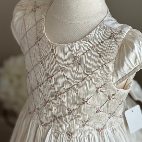 Ivory Smocked Silk Dress Flower Girl Special Occasion Luli & Me Boutique Size 4 - Picture 2 of 5